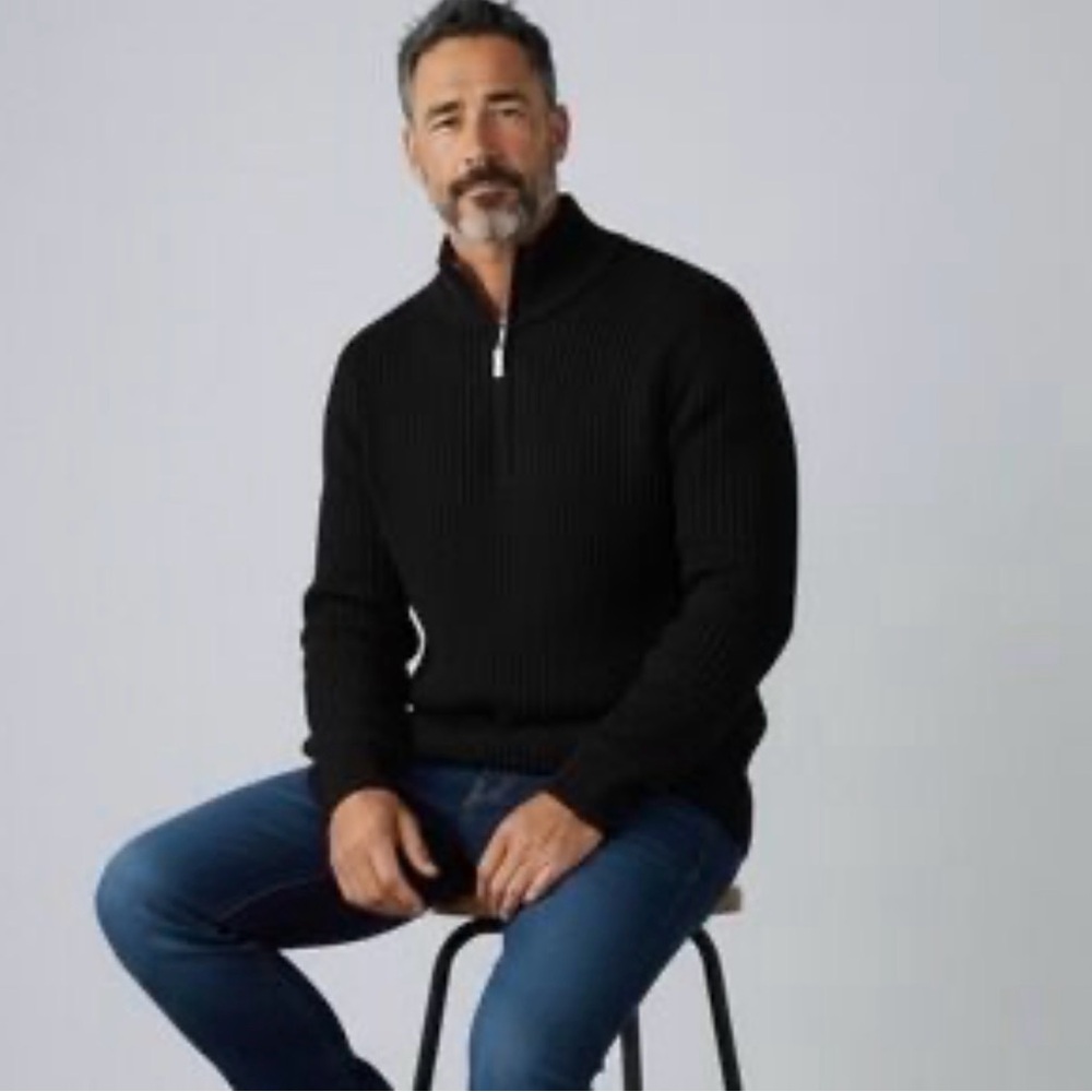 Fairlane 100% Merlino Wool - Classic Men's Black Half-Zip Sweater